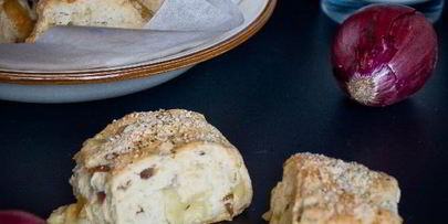 булочки c сыром и луком