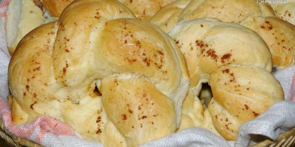 Рецепт булочки из комбинированного дрожжевого теста
