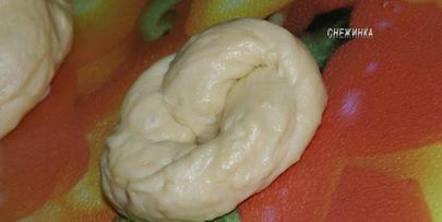 булочки из комбинированного дрожжевого теста