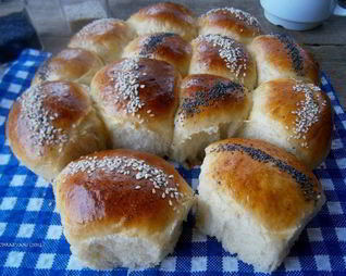 Булочки из волшебного теста с сыром