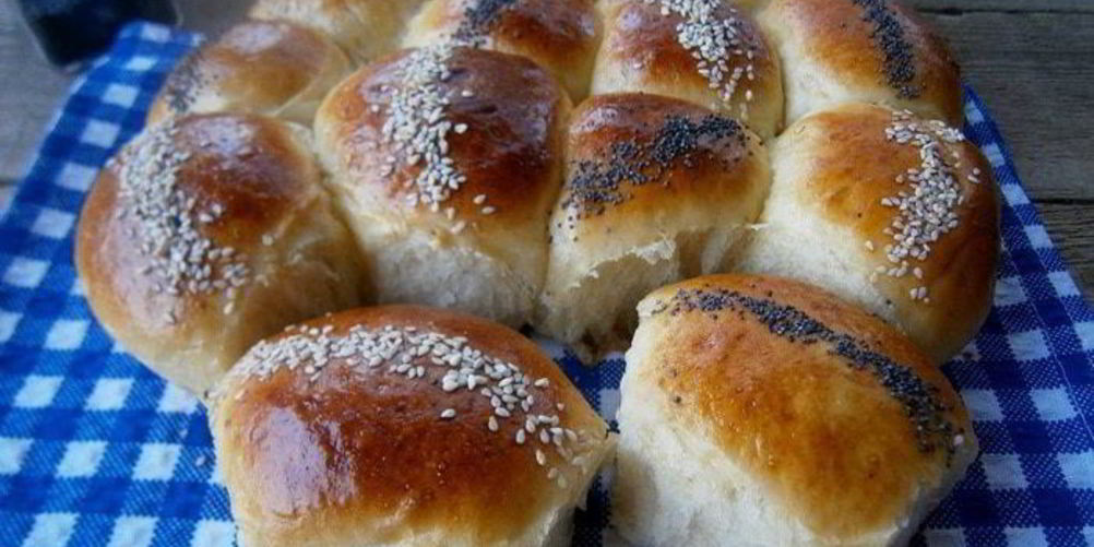 Рецепт булочки из волшебного теста с сыром