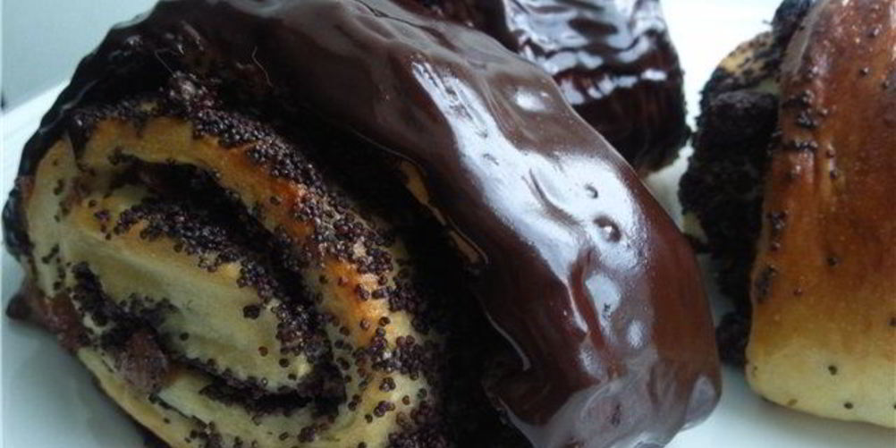 Рецепт булочки с изюмом и маком