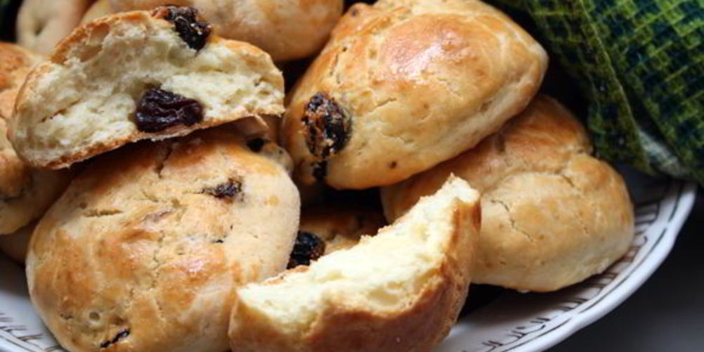 Рецепт булочки с изюмом