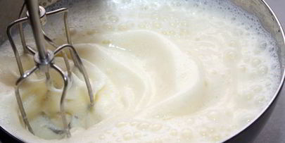 булочки с изюмом