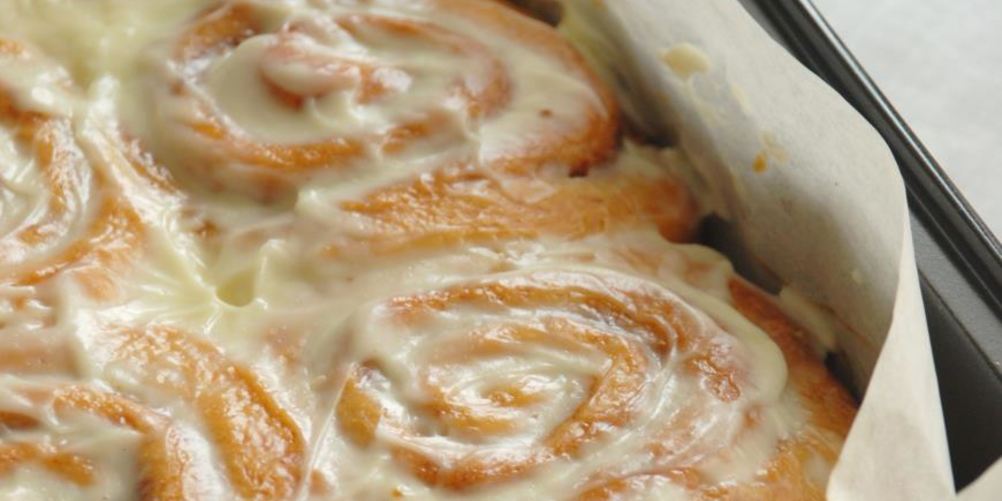 Рецепт булочки с корицей по мотивам синнабон