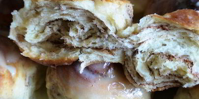 булочки с корицей, творогом и маскарпоне