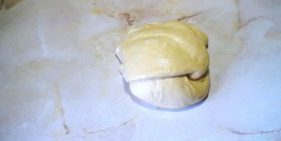 булочки с корицей, творогом и маскарпоне