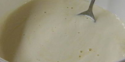 булочки с шоколадом, орехами и посыпкой