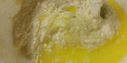 булочки с шоколадом, орехами и посыпкой