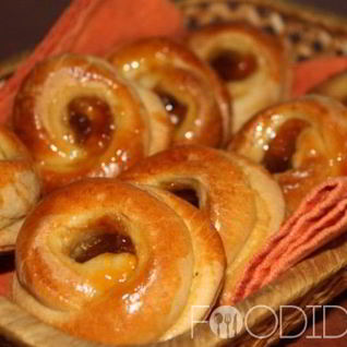 Булочки с вареньем