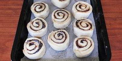 булочки синабон с шоколадом