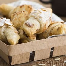 Рецепт Домашние круассаны с миндальным кремом