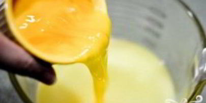 дрожжевые булочки с кунжутом