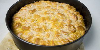 дрожжевые булочки с сыром