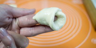 дрожжевые булочки с сыром