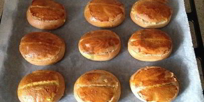 фаршированные булочки малятко с яблоками и корицей