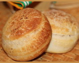 Постные слоеные булочки