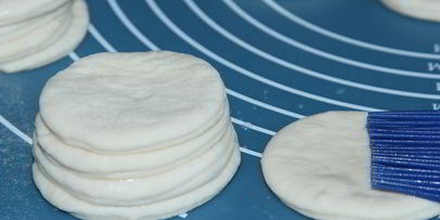 постные слоеные булочки