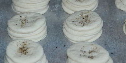 постные слоеные булочки