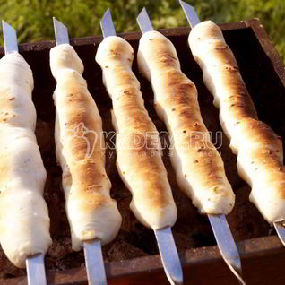 Сырные булочки на мангале