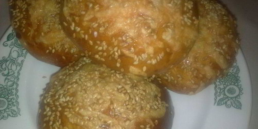 Рецепт сырные булочки с кунжутом