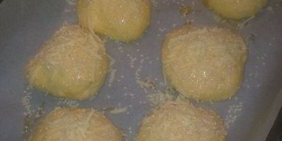 сырные булочки с кунжутом