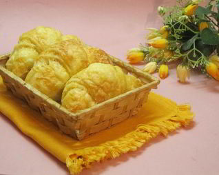 Сырные круассаны