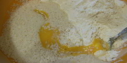 тыквенные двухцветные булочки