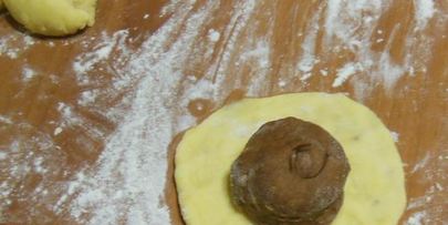 тыквенные двухцветные булочки