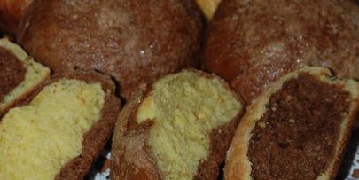 тыквенные двухцветные булочки