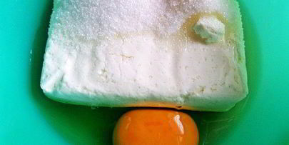 заливная ватрушка с бананами