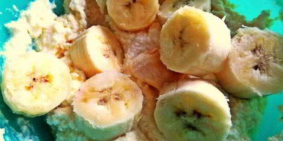 заливная ватрушка с бананами