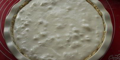 чизкейк с брусничным соусом