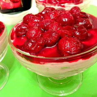 Чизкейк Вишенка