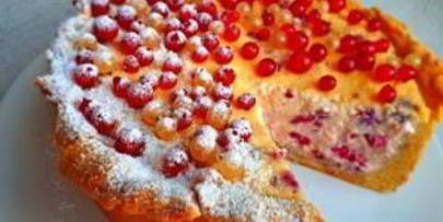 нежный малиновый чизкейк с хрустящей корочкой