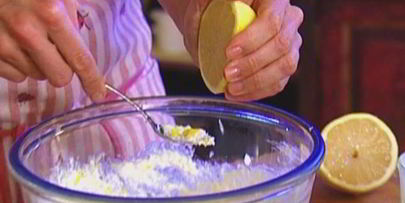 очень простой лимонный чизкейк с ягодами