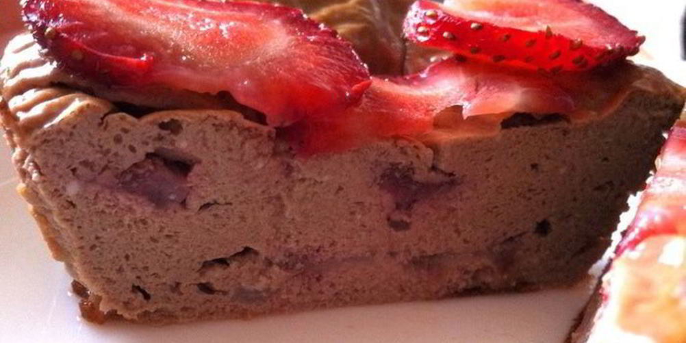 Рецепт шоколадный чизкейк с клубникой