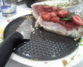 Воздушный клубничный чизкейк