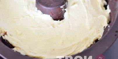 домашний кекс со сливами