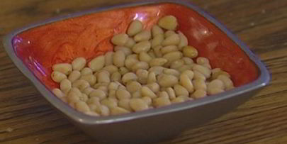 кекс с кедровыми орешками