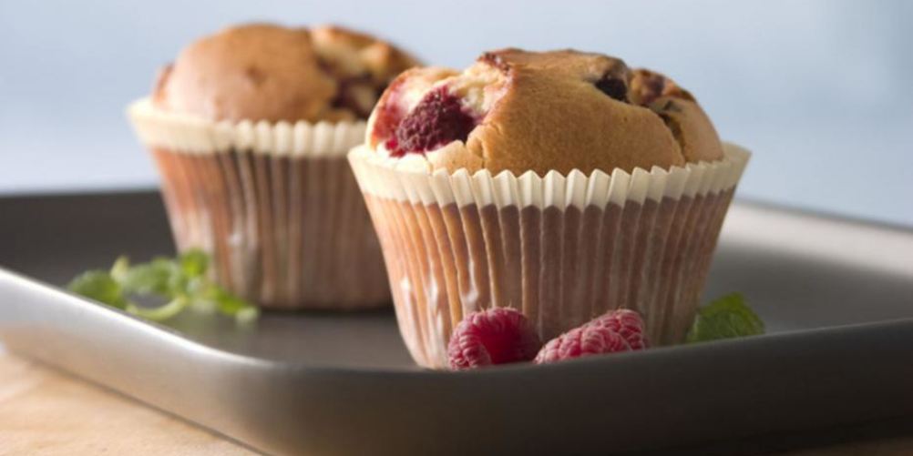 Рецепт кекс с малиной и корицей