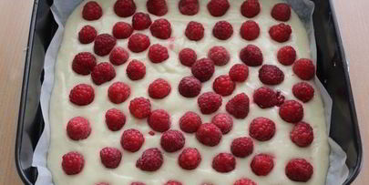 кекс с малиной