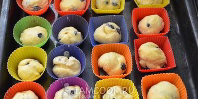 кексы с изюмом на пасху