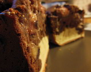 Мраморный кекс с инжиром