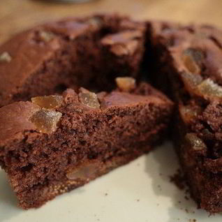 Шоколадный кекс с инжиром и имбирем