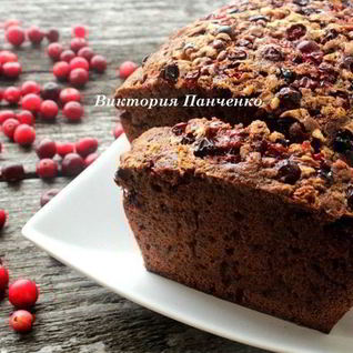 Шоколадный кекс с клюквой