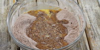 шоколадный кекс с малиной