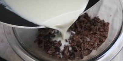 шоколадный кекс со сливочной глазурью