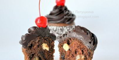 шоколадные капкейки с грецким орехом с кусочками шоколада