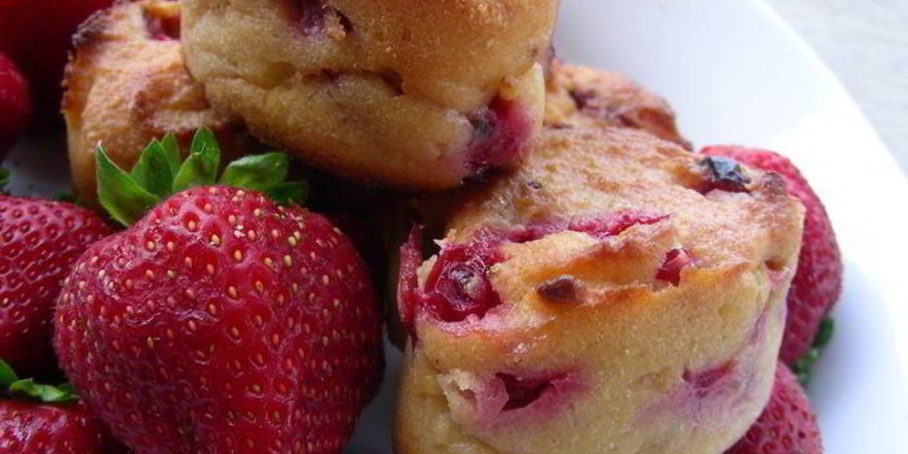 Рецепт ягодные кексы на пахте и рикотте